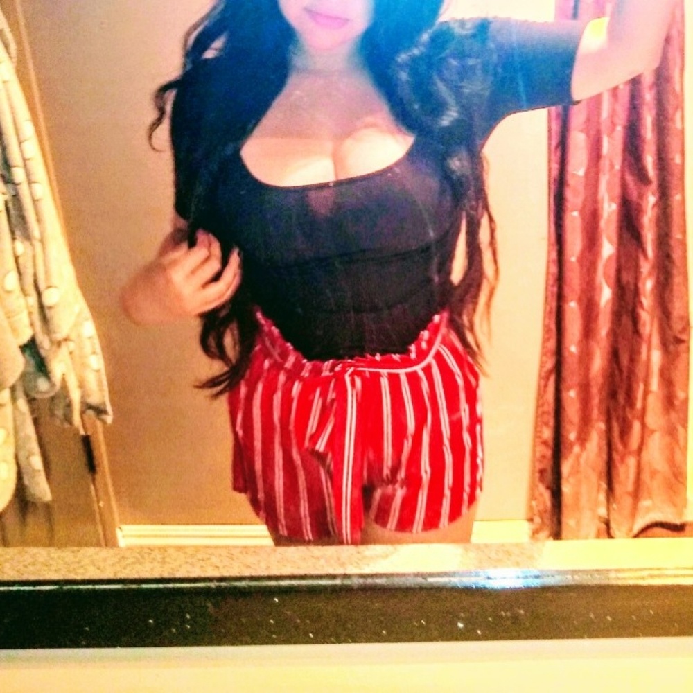 Burgundy stripe shorts